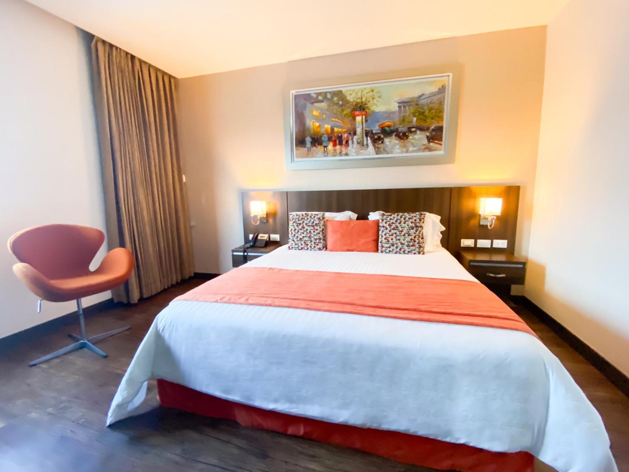 Hotel Royal Elim International San Antonio  Exterior photo A room at the hotel